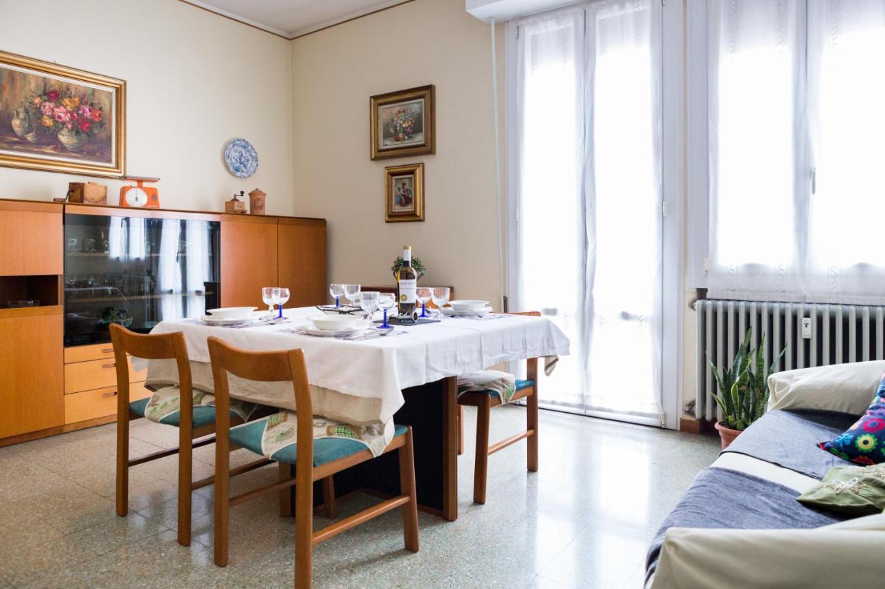 Apartmán A Pochi Passi Dal Centro E Dall'Ospedale Di Parma Exteriér fotografie