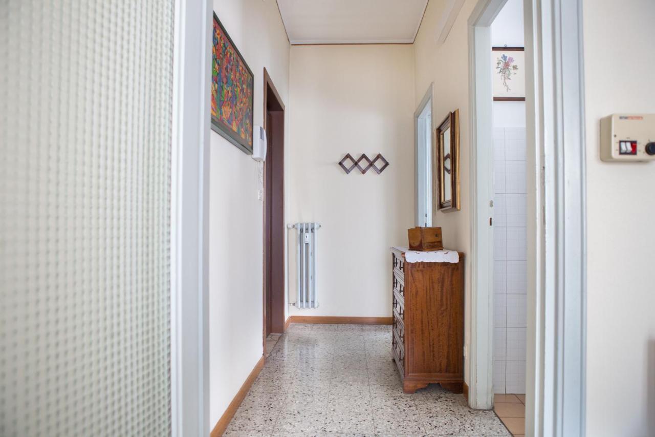 Apartmán A Pochi Passi Dal Centro E Dall'Ospedale Di Parma Exteriér fotografie